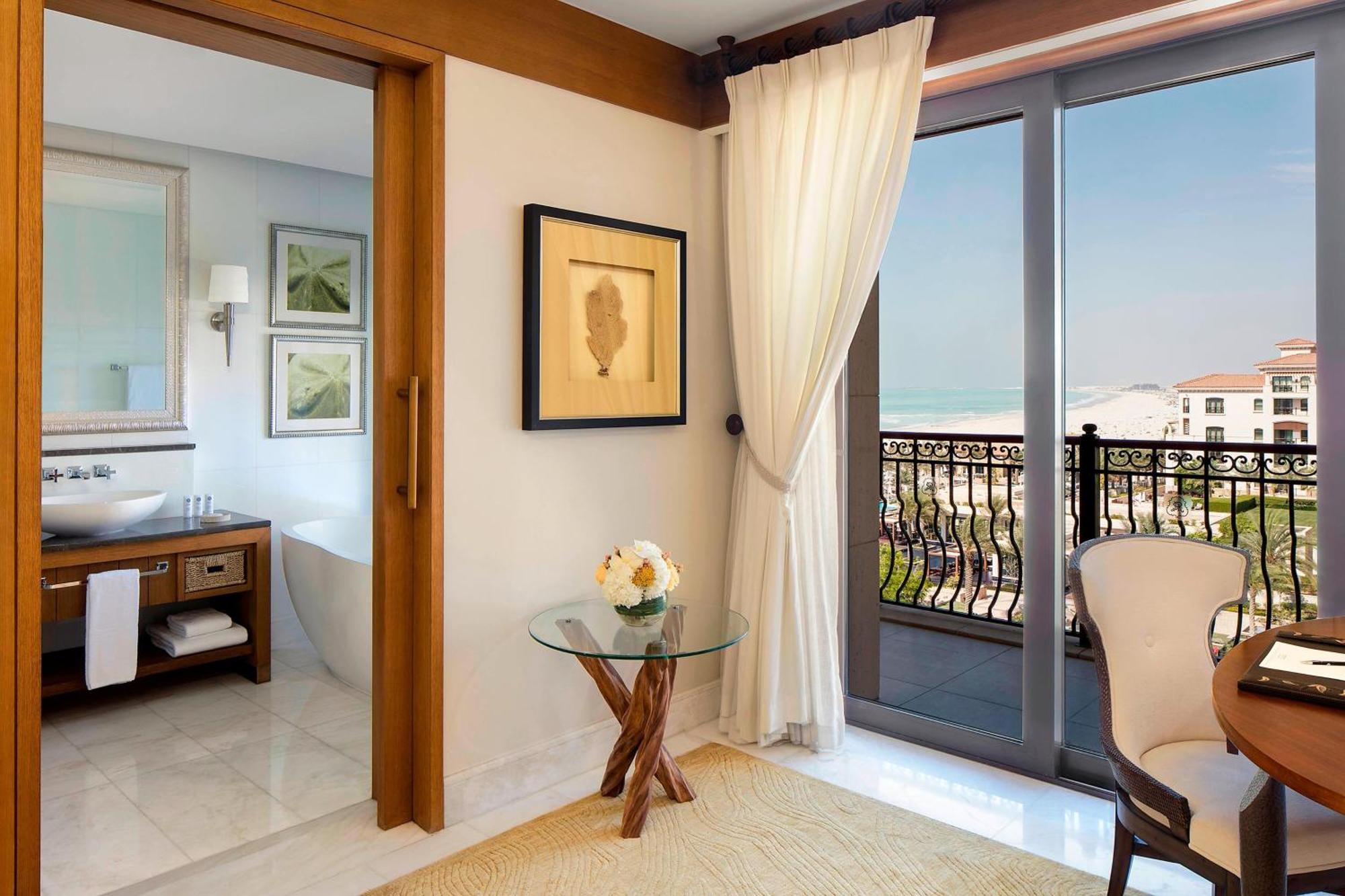 Superior Partial Sea view, Guest room, 1 King, Sofa bed,1352671936:JPEG
