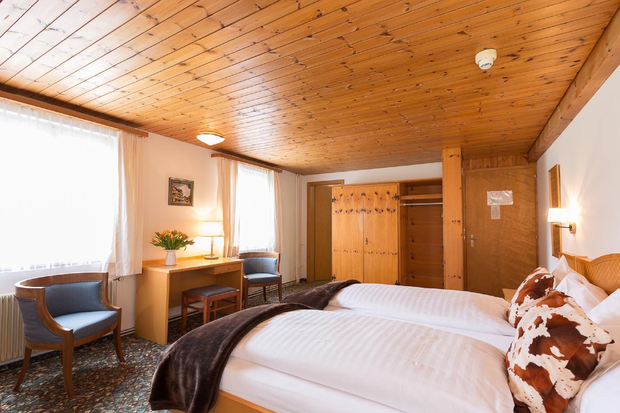 Familienzimmer mit Balkon