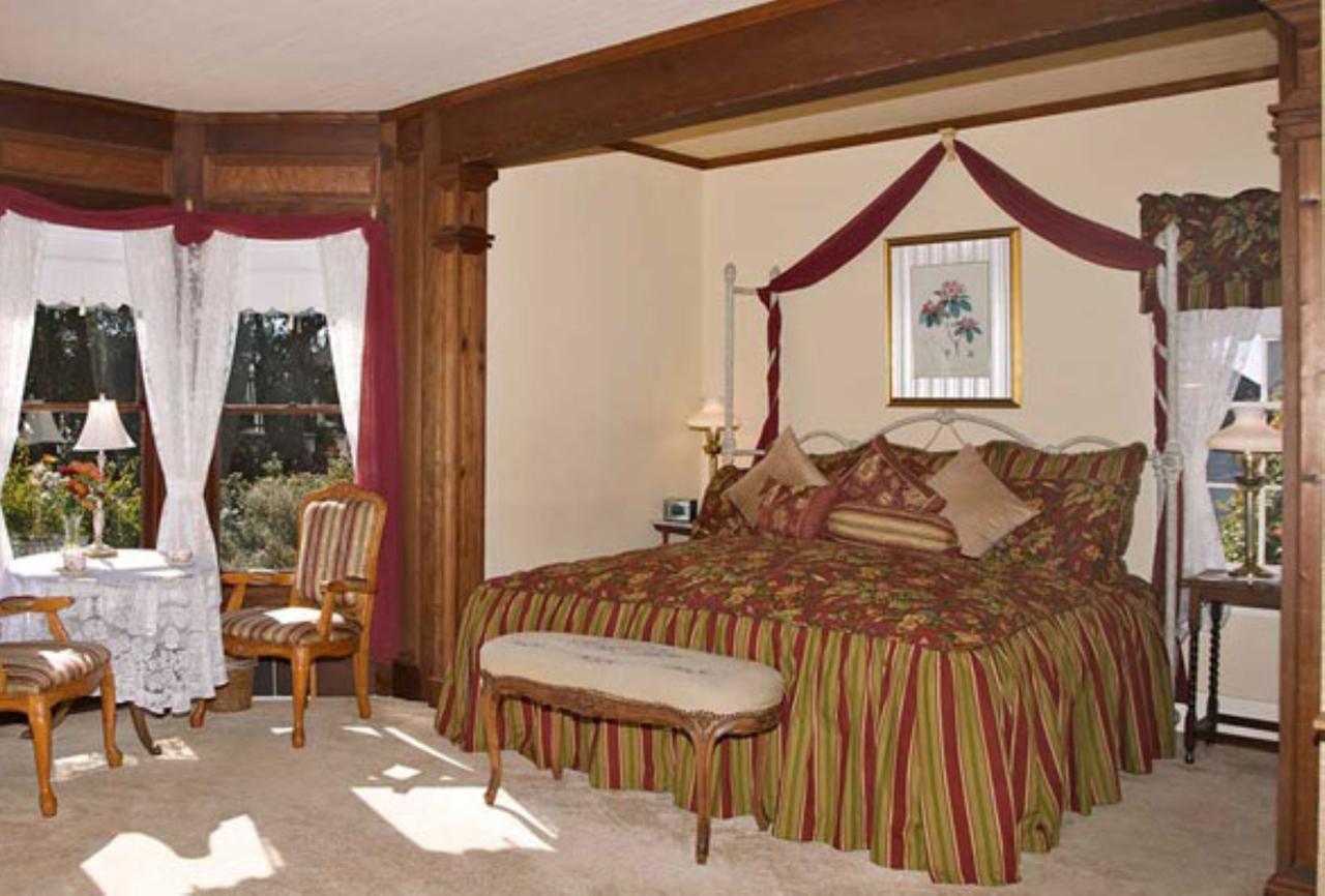 Bessie Strauss Room - King Room with Ocean View,525748398:JPEG