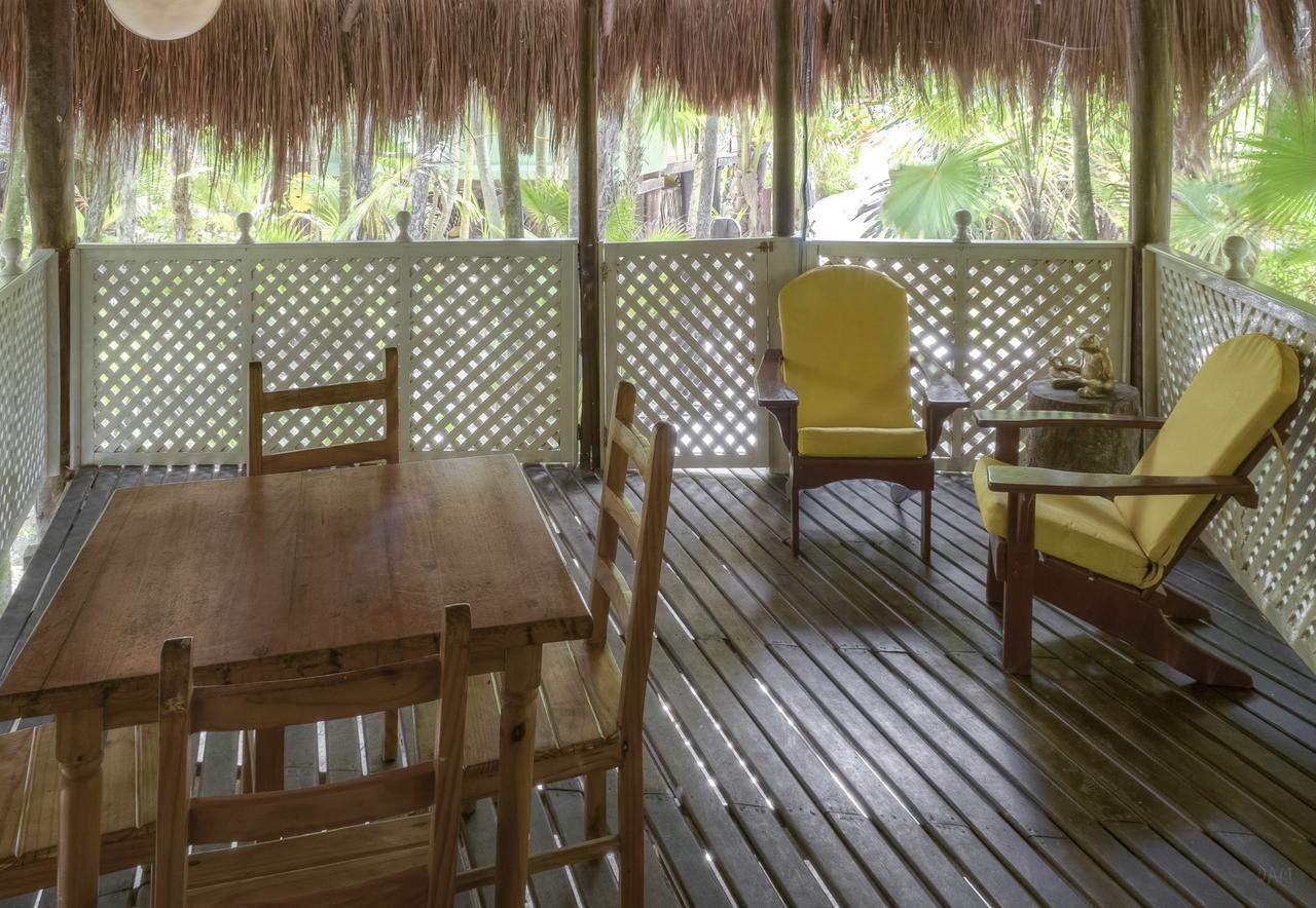 Standard Twin Room Sea View Proa al Mar Caribbean Bungalow