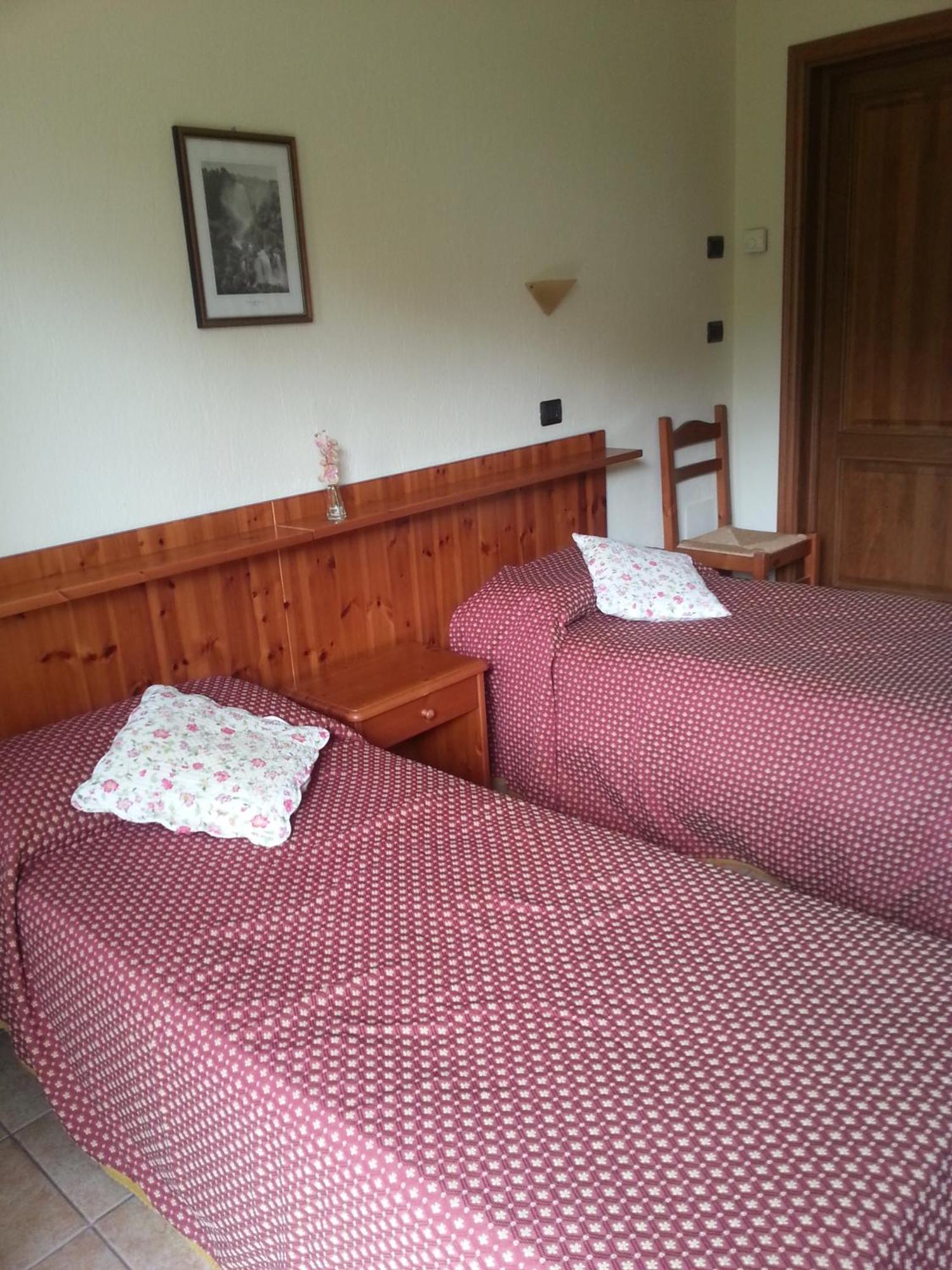 Double or Twin Room Private Bathroom