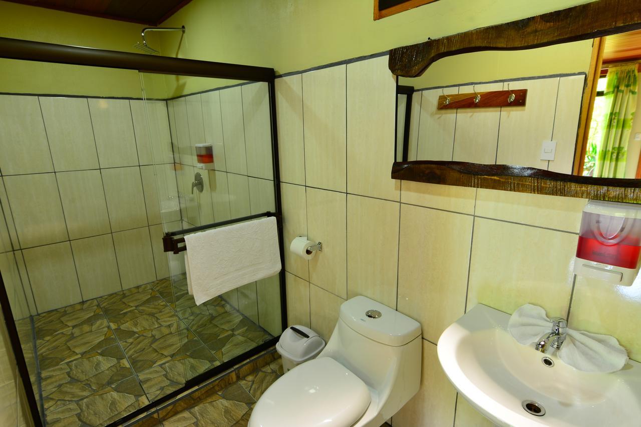 Queen Room,587824287:JPEG