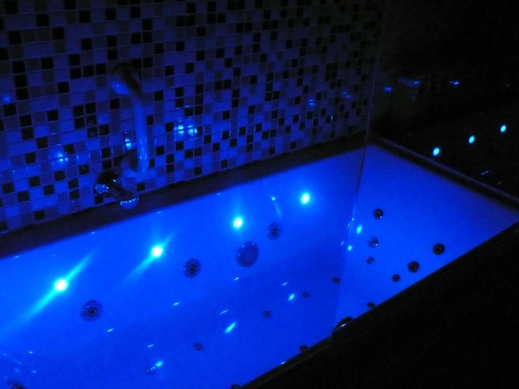 Double Room Spa Bath