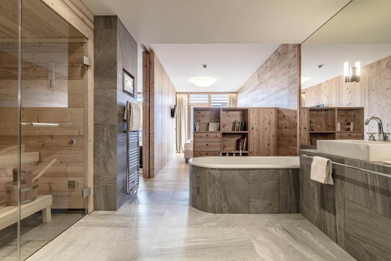 Luxe Suite met Balkon en Sauna