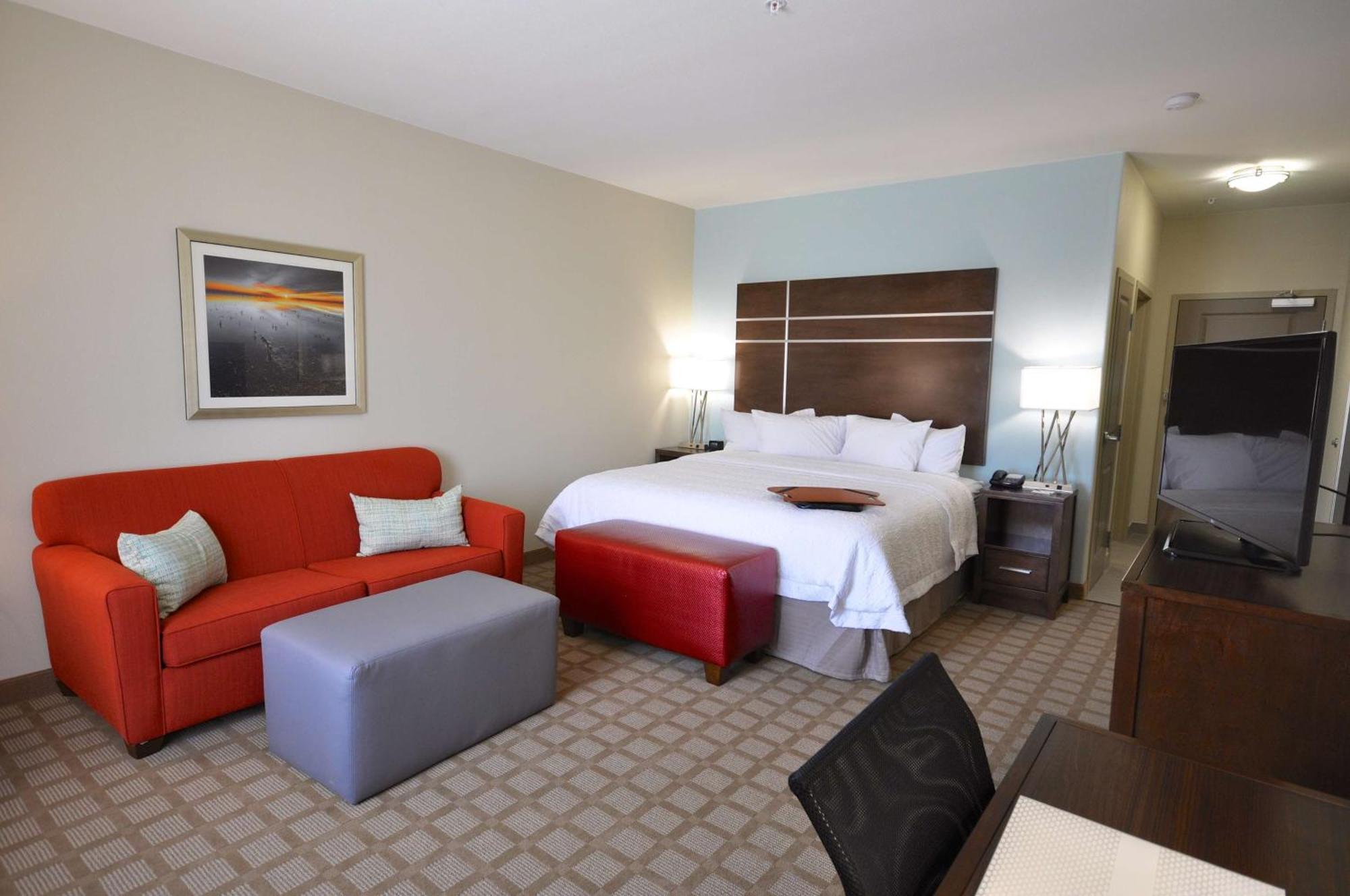 King Room with Sofa Bed - Non-Smoking