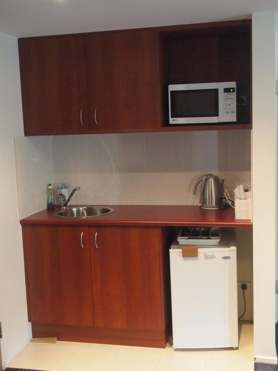 Family Room,133297071:JPEG