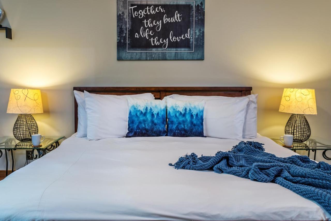 Superior King Room,768698488:JPEG