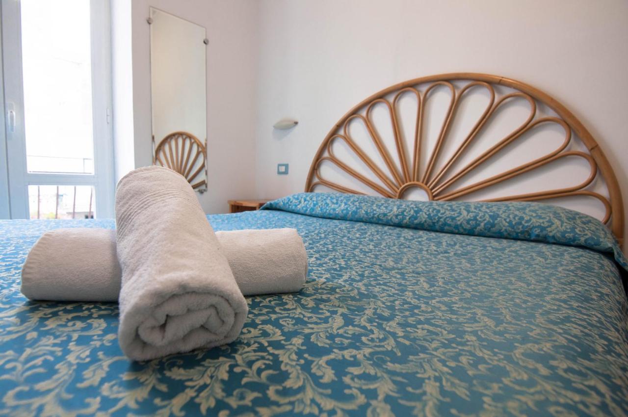 Double Room with Balcony,776048410:JPEG