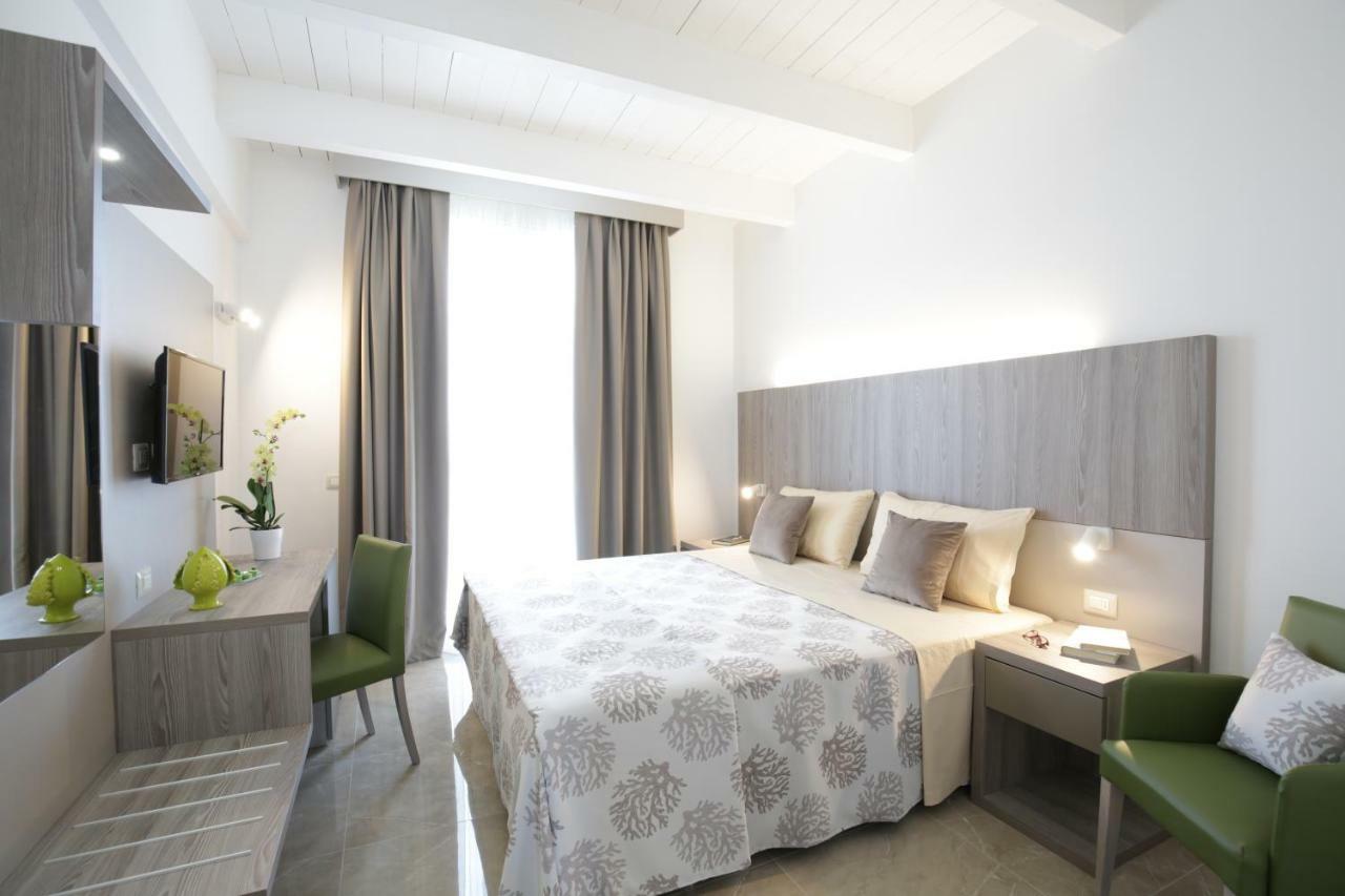 Double Room Balcony,782258100:JPEG