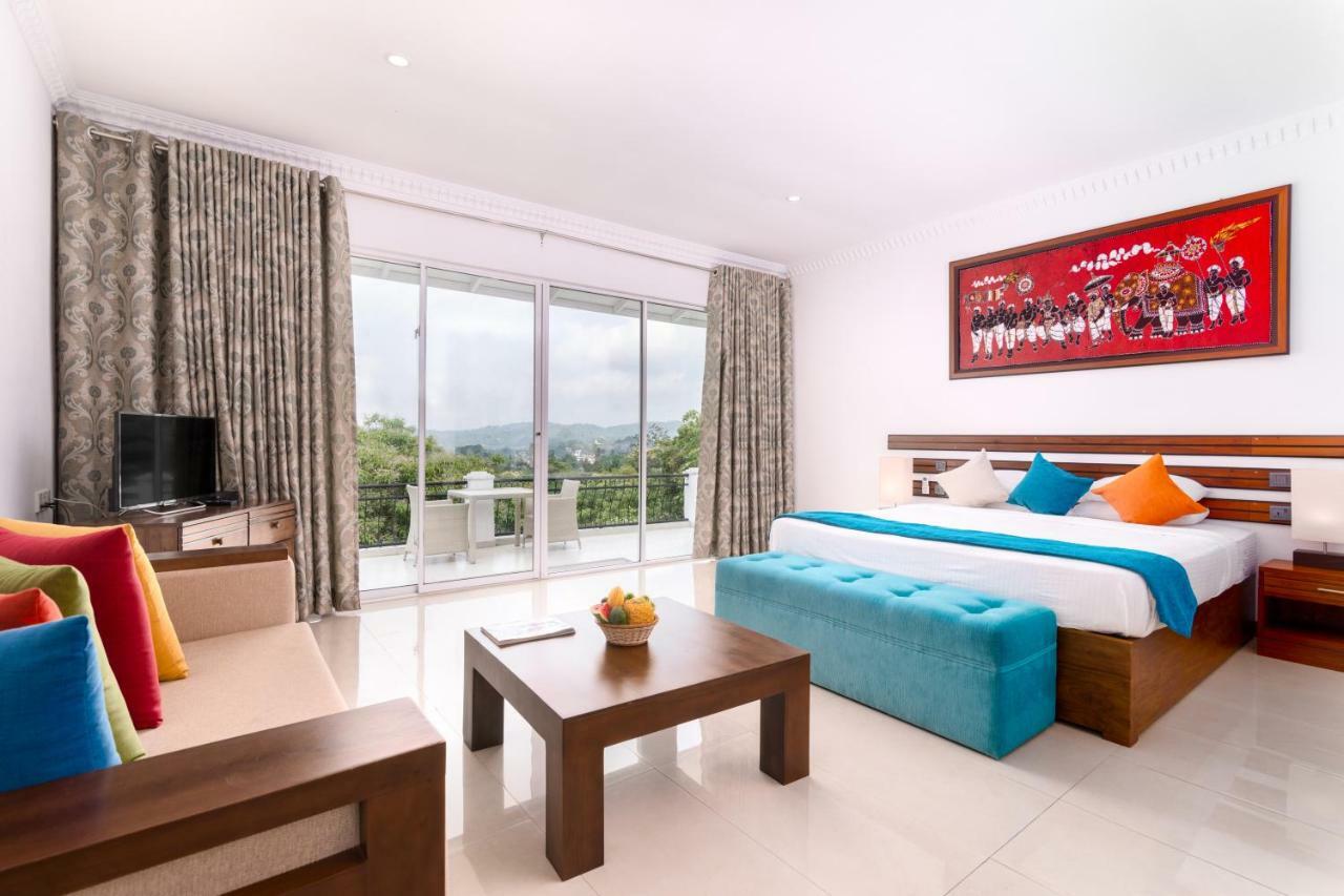 Triple Room with Garden View,816193262:JPEG