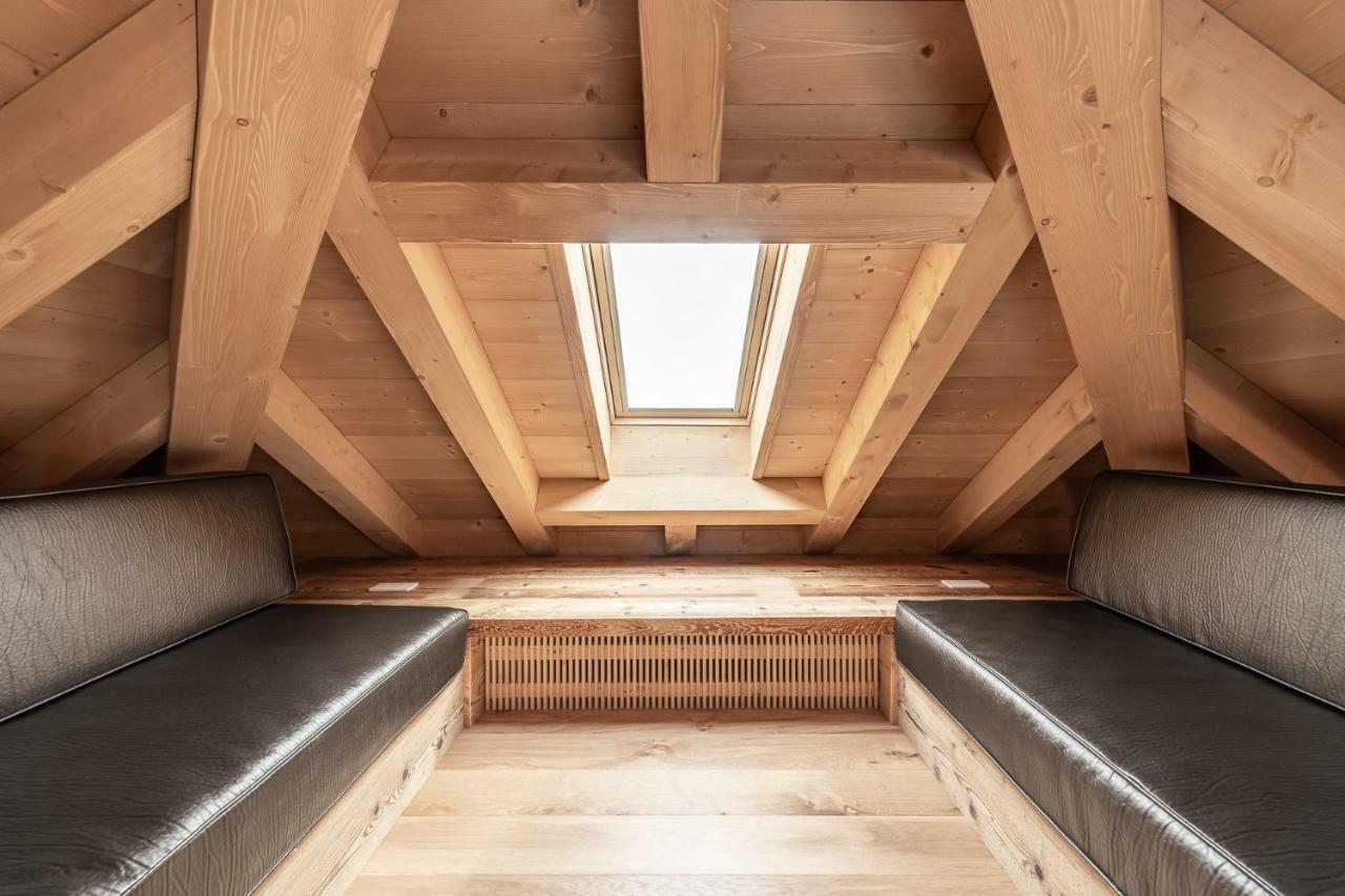 Deluxe Attic