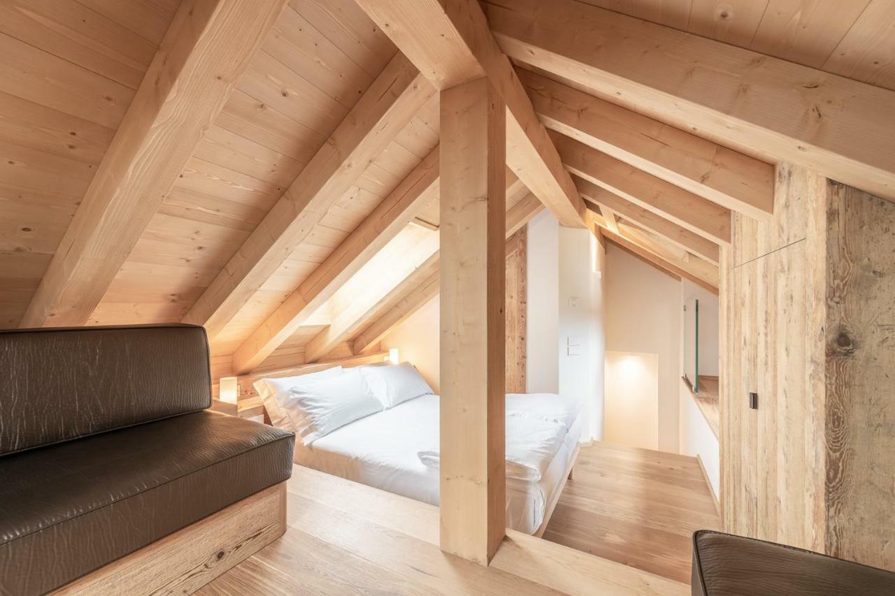 Deluxe Attic