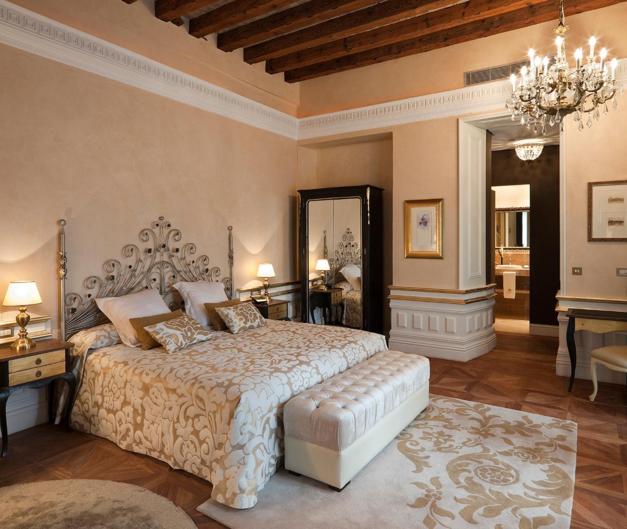 Suite 1800 Terrace Jacuzzi®
