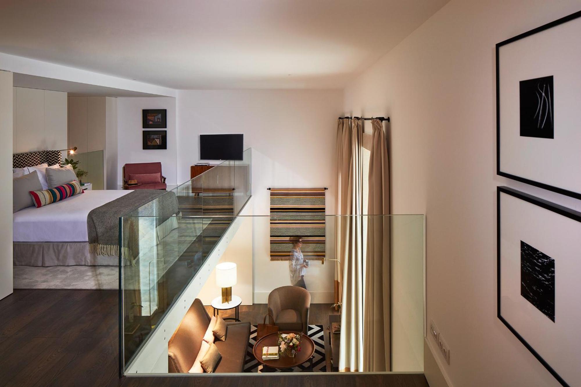 Mezzanine Suite,822650444:JPEG