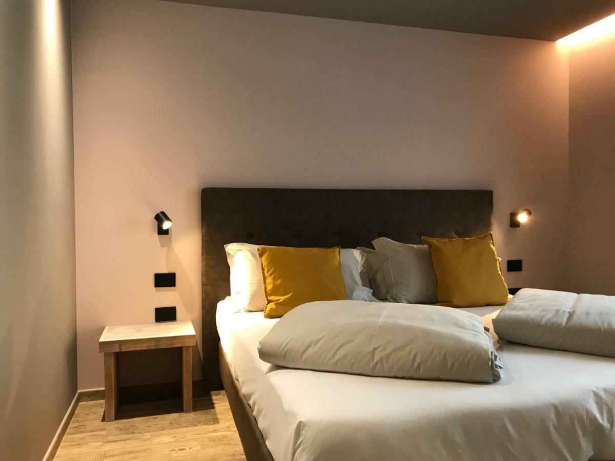Double or Twin Room,894224767:JPEG