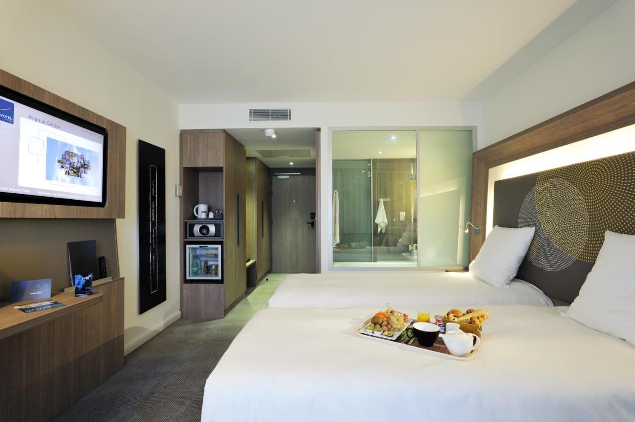Classic Double Room Bathtub