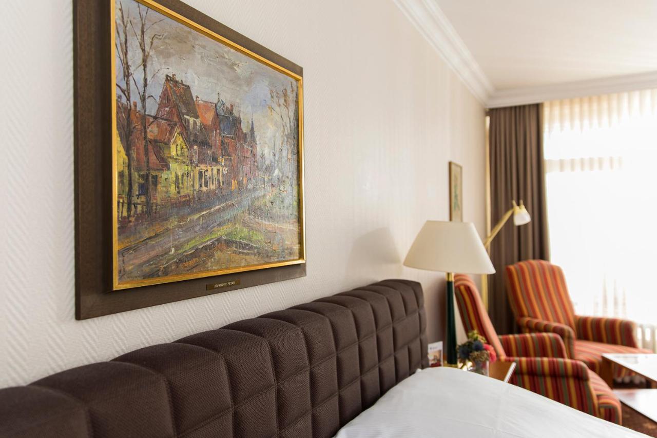Classic Single Room,944409061:JPEG