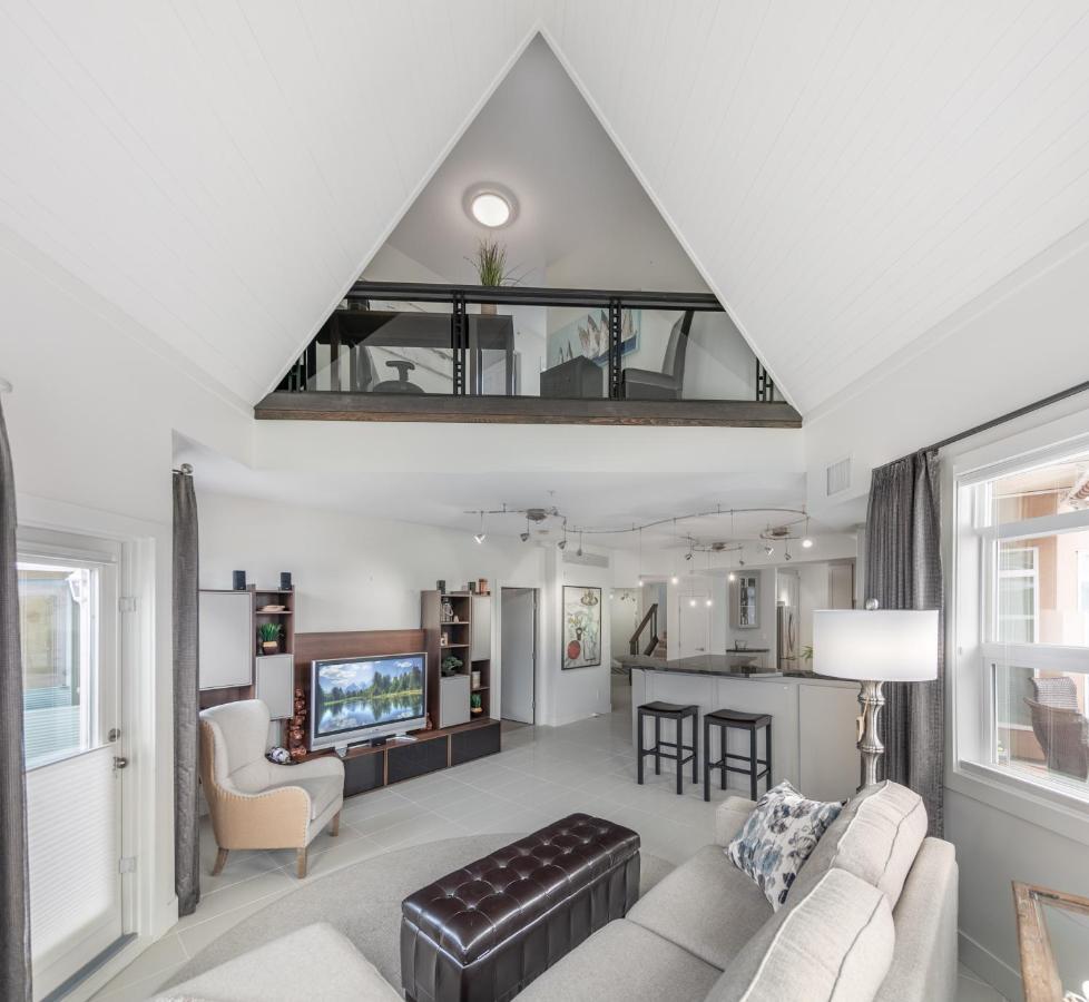Three-Bedroom Apartment,952987342:JPEG
