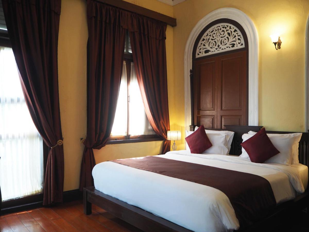 Deluxe Double Room,988938847:JPEG