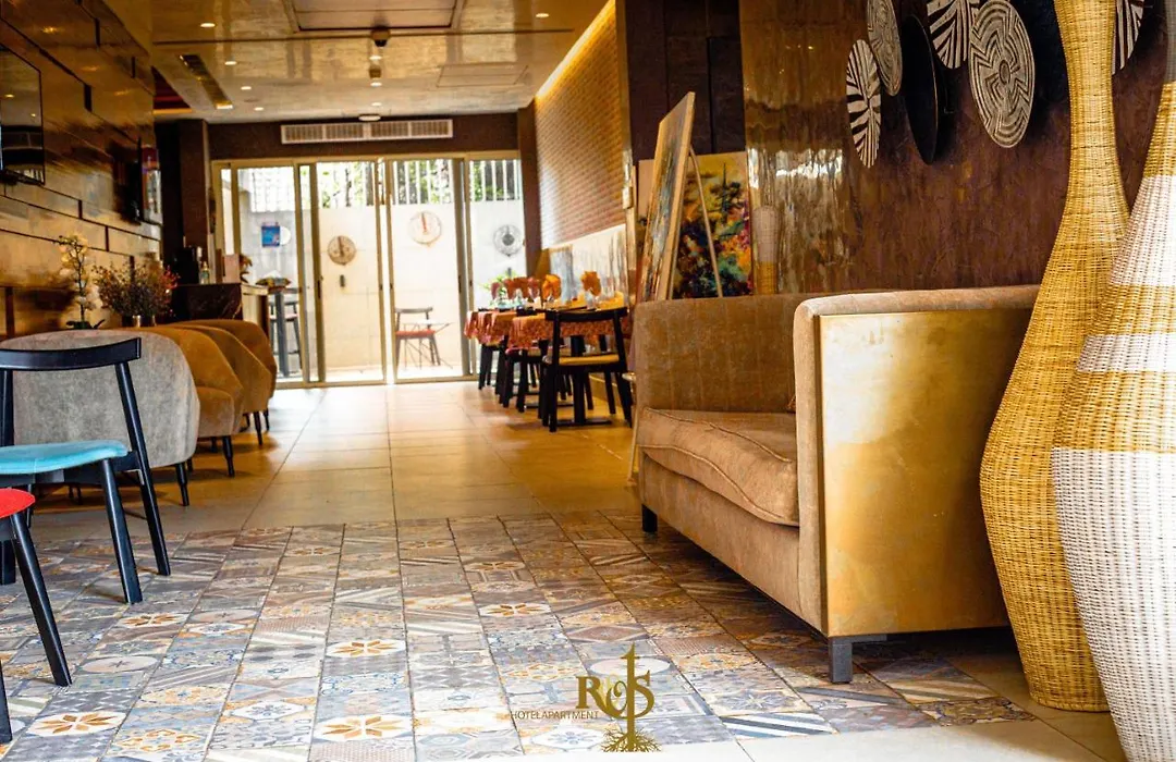 Roots Hotel Apartments Abidjan-1