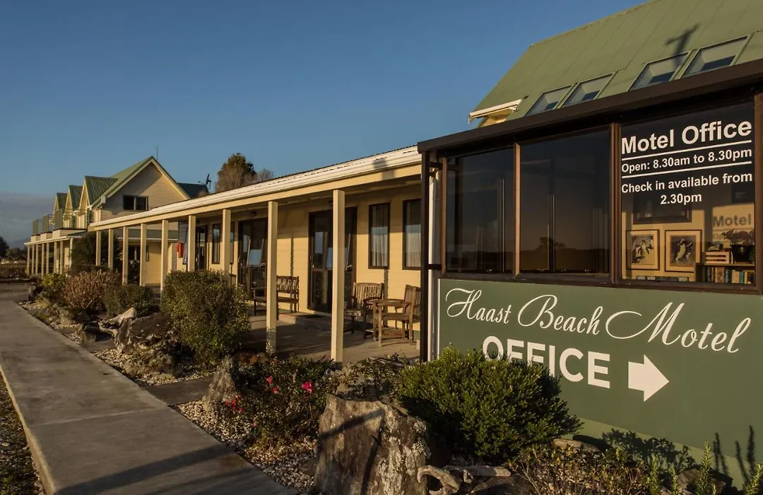 Haast Beach Motel-1