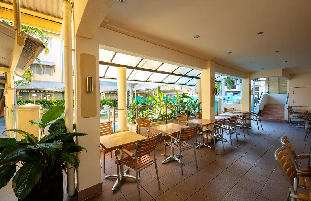 Cairns Queens Court-1