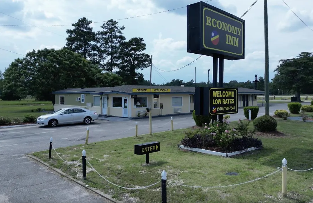 Economy Inn-1