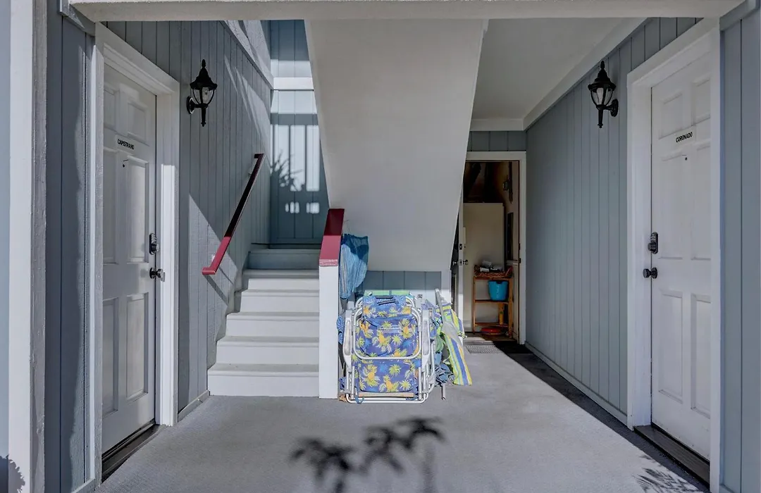 Pelican Cove Inn-1