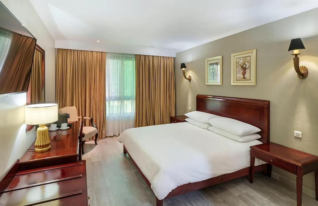 Protea Hotel By Marriott Livingstone-1