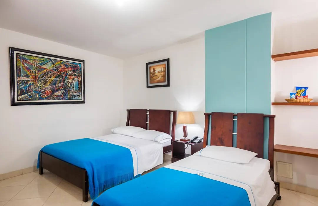 Hotel Puerto Bahia-1
