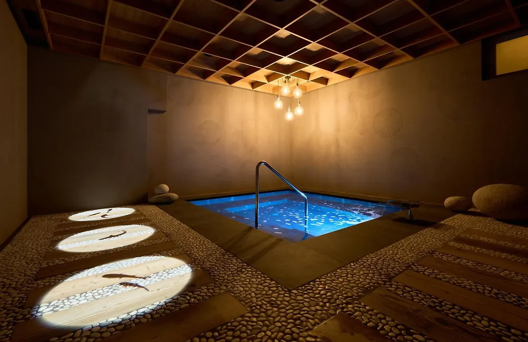 Hotel Cesa Tyrol-1