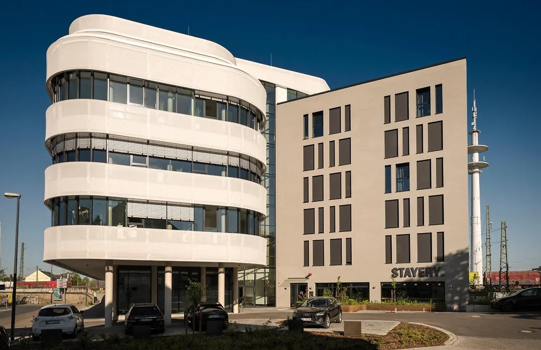 STAYERY Gütersloh Hauptbahnhof-1