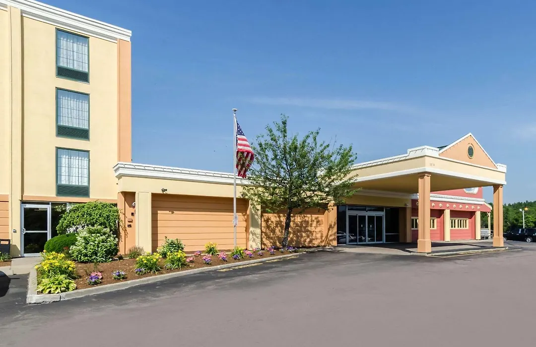 Comfort Inn Randolph-Boston-1