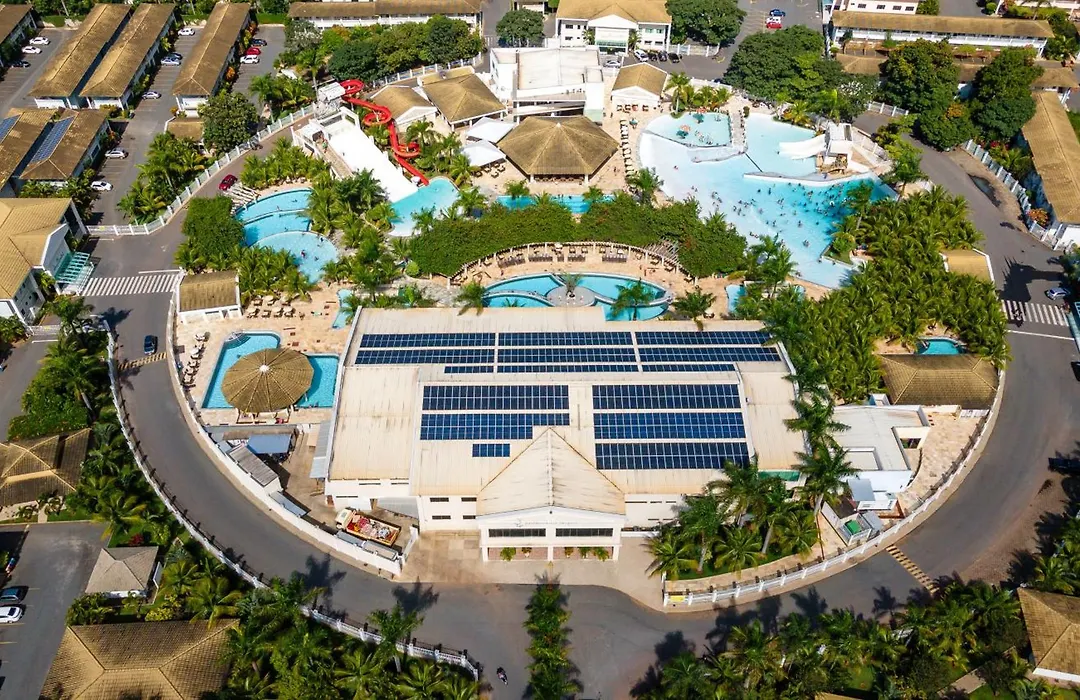diRoma Lacqua IV direto com o Grupo diRoma com acesso ao Acqua Park e Café da manhã-1