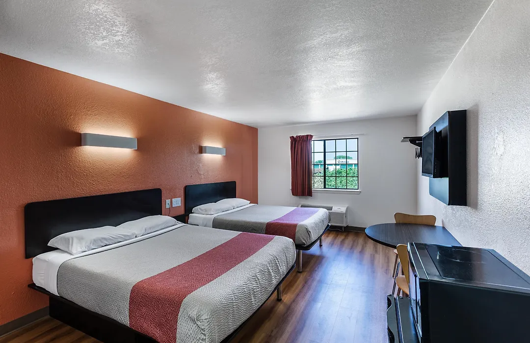 Motel 6-Bedford, Tx - Fort Worth-1