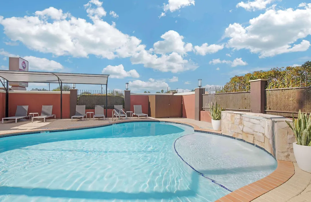 Best Western Plus Edinburg Inn & Suites-1