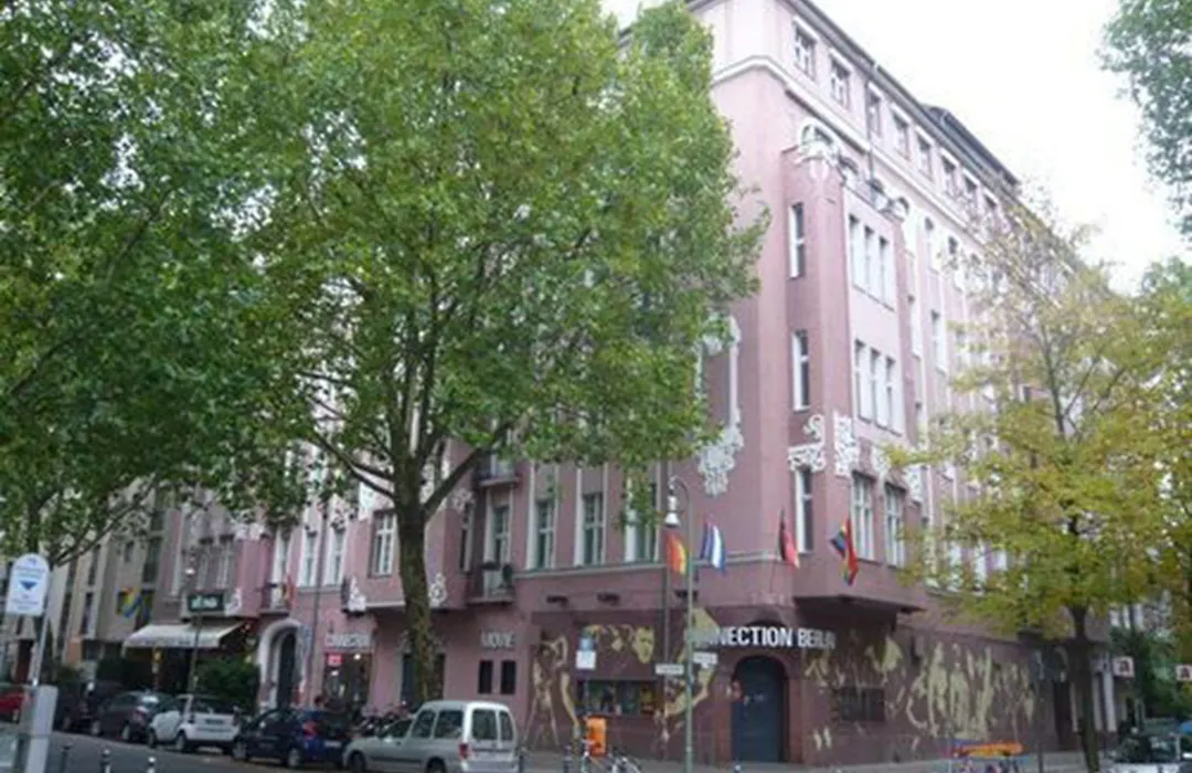 Arthotel Connection-1