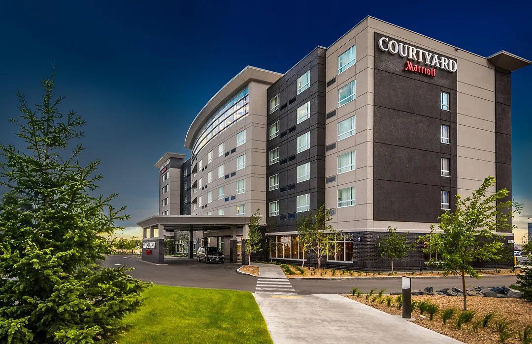Courtyard By Marriott Winnipeg Airport-1