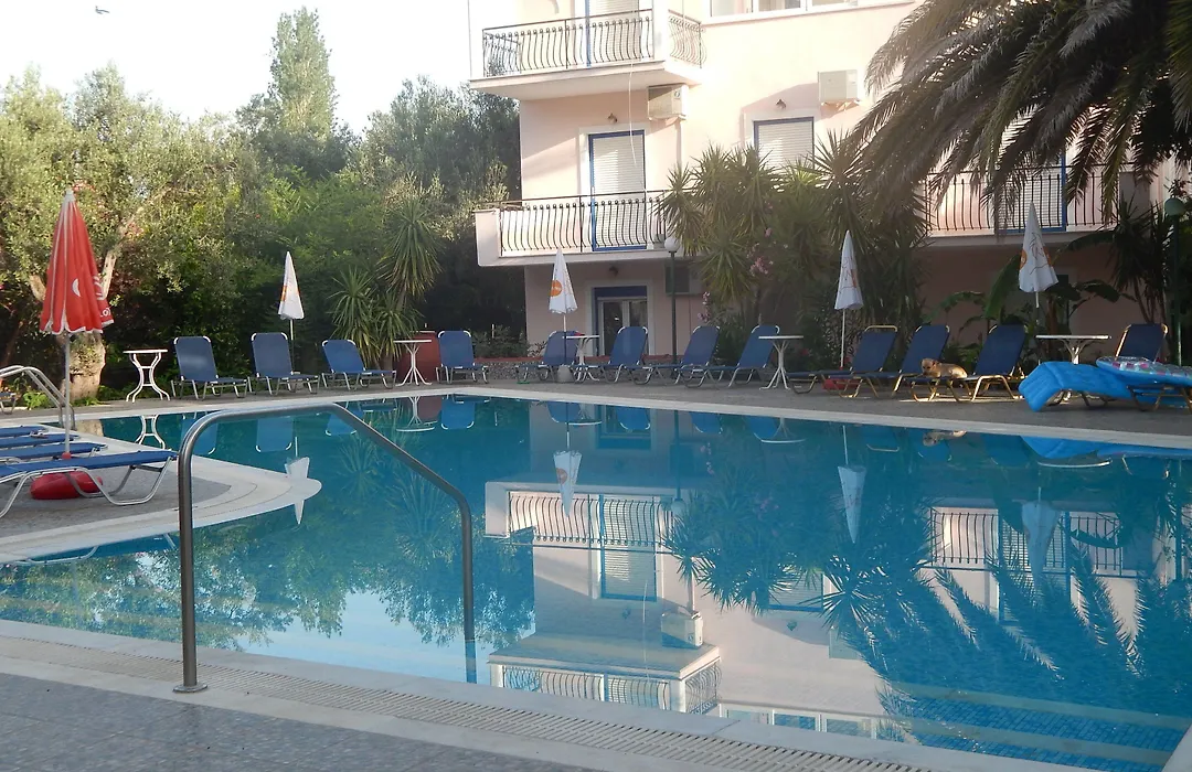 Anaxos Gardens-1
