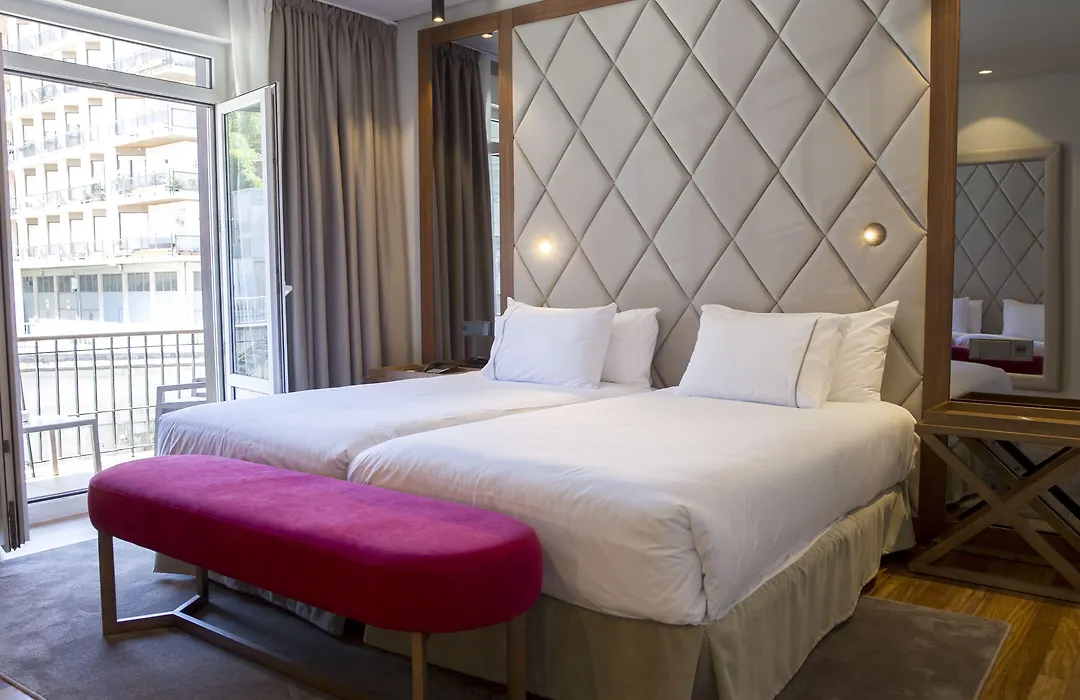 Hotel Silken Palacio Uribarren-1