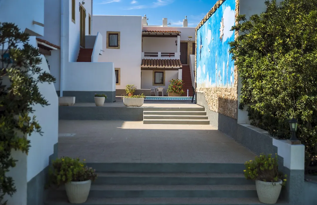 Apartamentos Mar y Sal-1