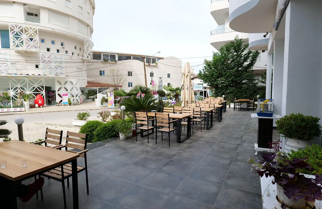 Hotel Dior-1