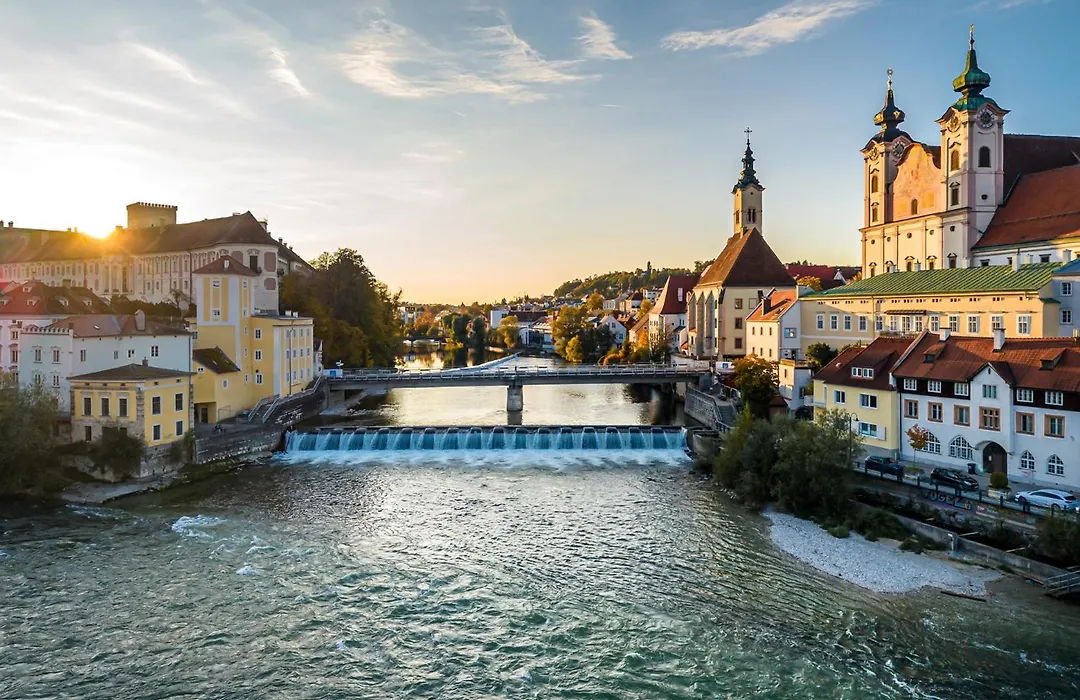 Aiden by Best Western Stadtgut Hotel Steyr - FREE PARKING-1