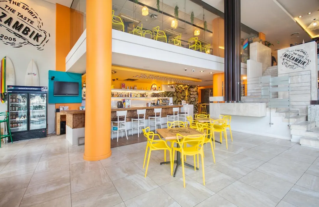 Colosseum Hotel-1