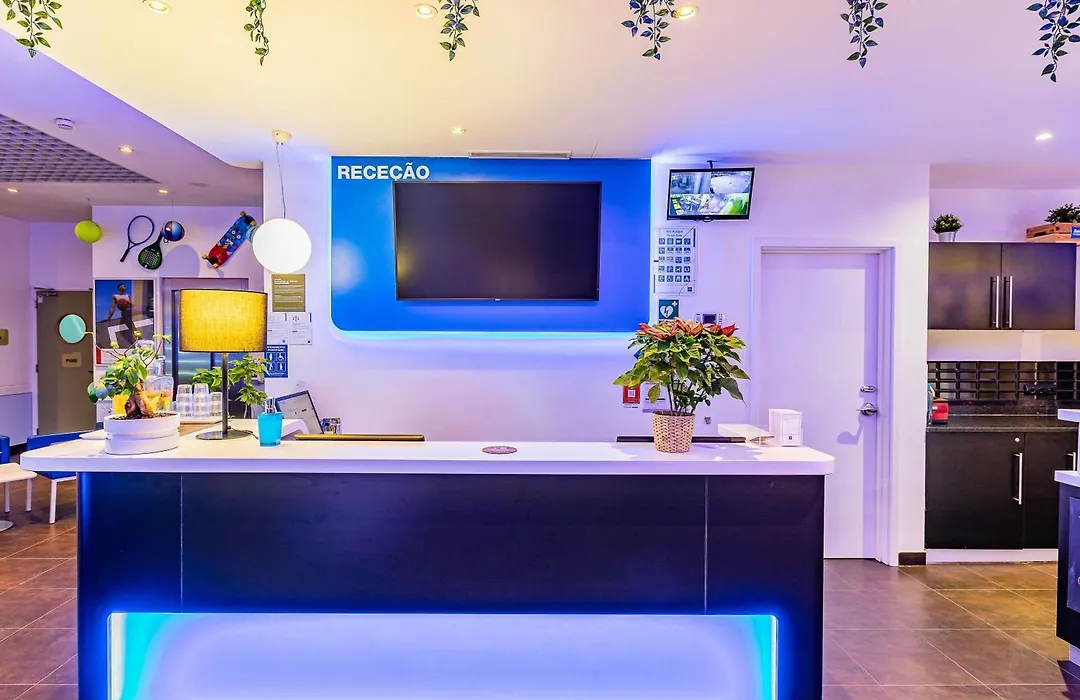Hotel Ibis Budget Porto Gaia-1