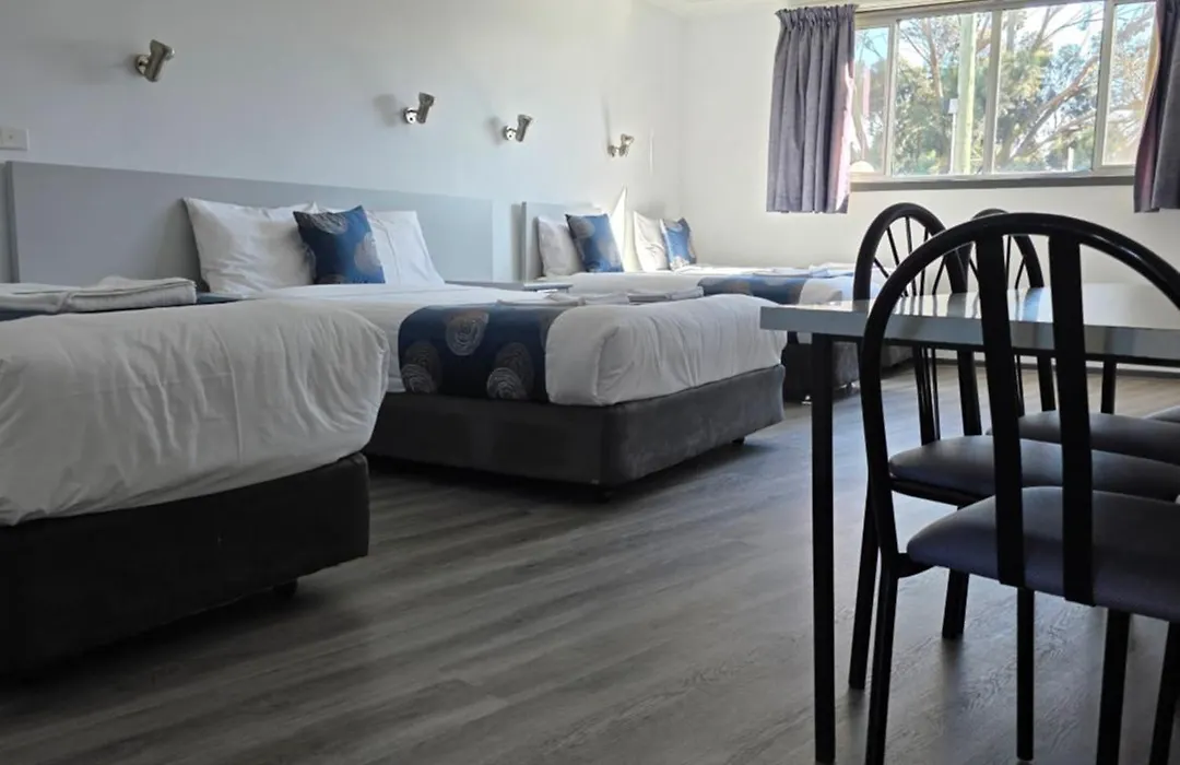 Hume Villa Motor Inn Under New Management-1