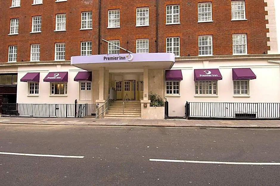 Premier Inn London Victoria-1