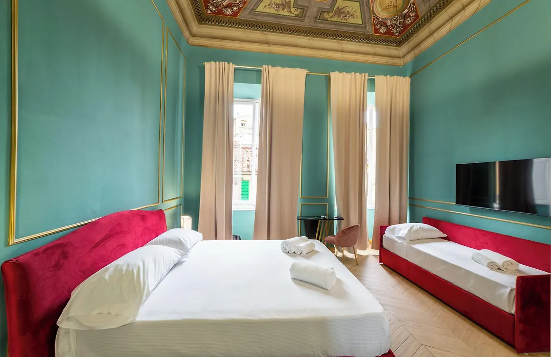 Residenza D'Epoca White Room-1