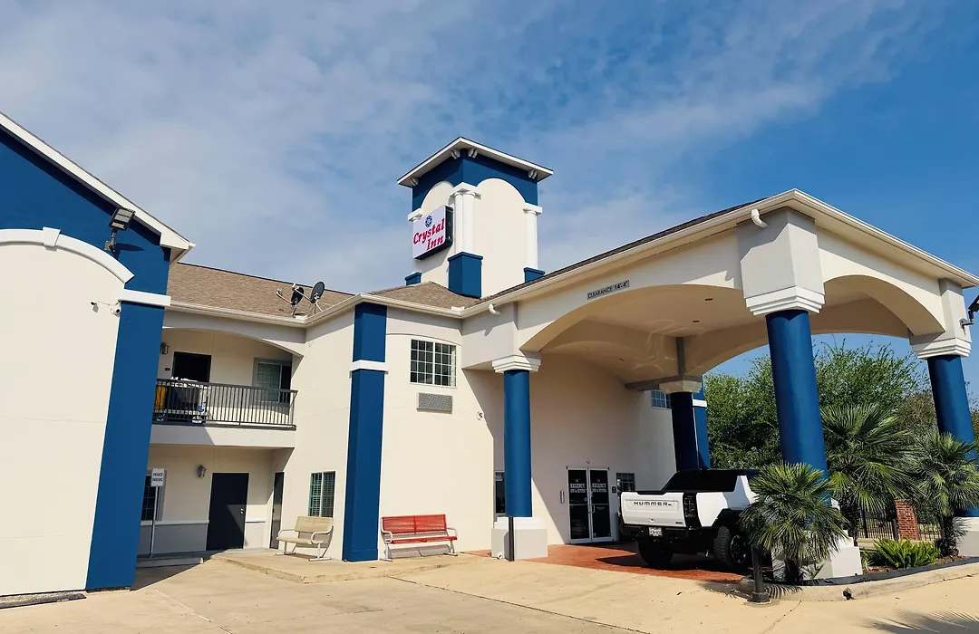 Crystal Inn - Garth Rd-1