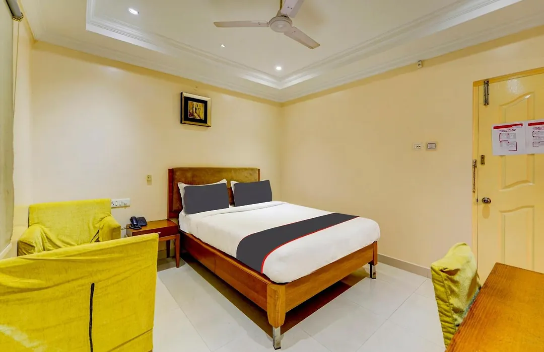 Super Hotel O G Silver Ashok Nagar-1